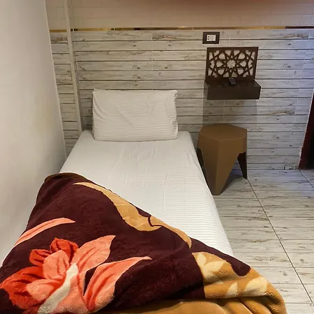 Shaheen Hotel